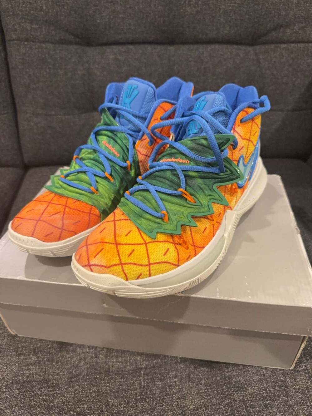 9M - Nike Kyrie 5 Spongebob Squarepants Pineapple House